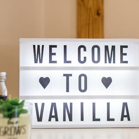 Vanilla Family House Preveza Buitenkant foto